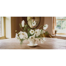Load image into Gallery viewer, Halliesphere Luxury Ceramic Flower Holder

